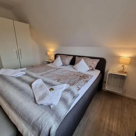 Haus Kaiser 5 Deichseele アパート